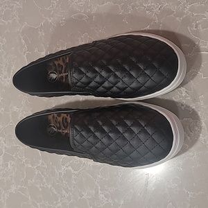 Tuboom Sneakers for Girls - Size: kids 4